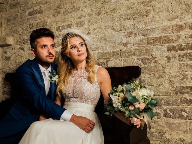 Il matrimonio di Antonio e Valentina  a Montelupone, Macerata 17