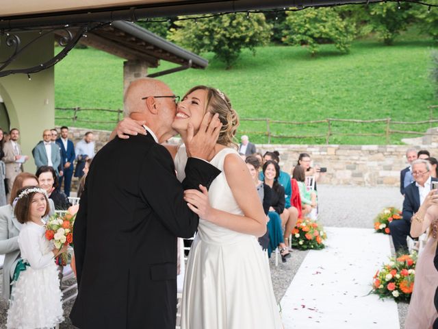 Il matrimonio di Meneme e Ilaria a Albano Sant&apos;Alessandro, Bergamo 14