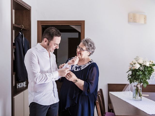 Il matrimonio di Roberto e Silvia a Lasnigo, Como 38