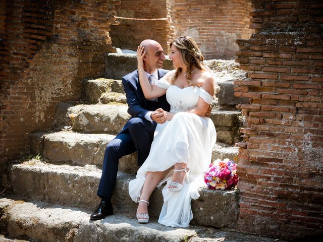 Il matrimonio di Luca e Nicoletta a Napoli, Napoli 17