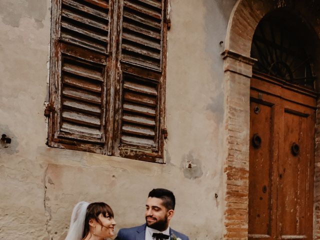 Il matrimonio di Lina e Gian a Gradara, Pesaro - Urbino 12