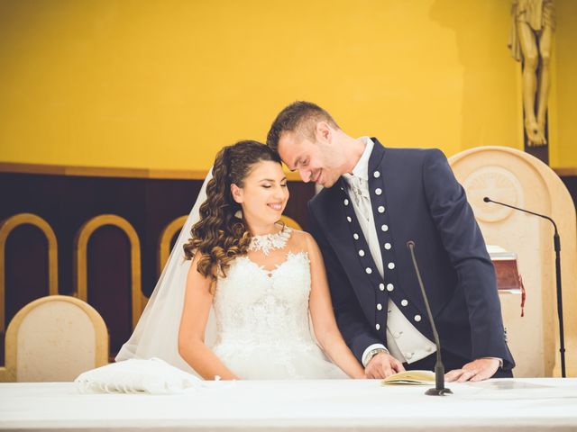 Il matrimonio di Martina e Stefano a San Benedetto del Tronto, Ascoli Piceno 8