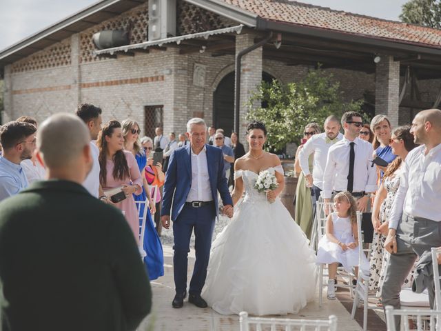 Il matrimonio di Alessio e Elisa a Novedrate, Como 19