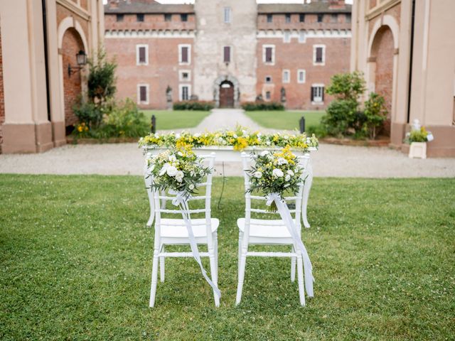 Il matrimonio di Andrea e Ilaria a Chignolo Po, Pavia 6