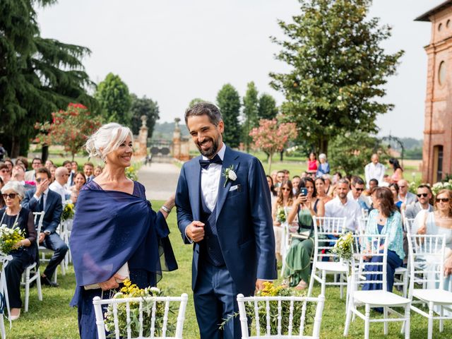 Il matrimonio di Andrea e Ilaria a Chignolo Po, Pavia 21