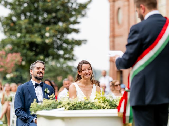 Il matrimonio di Andrea e Ilaria a Chignolo Po, Pavia 32