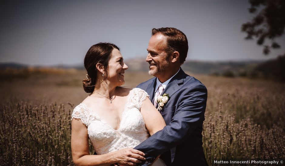 Il matrimonio di Adam e April a San Gimignano, Siena