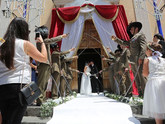 Il matrimonio di Antonio e Carmela a San Marcellino, Caserta 20