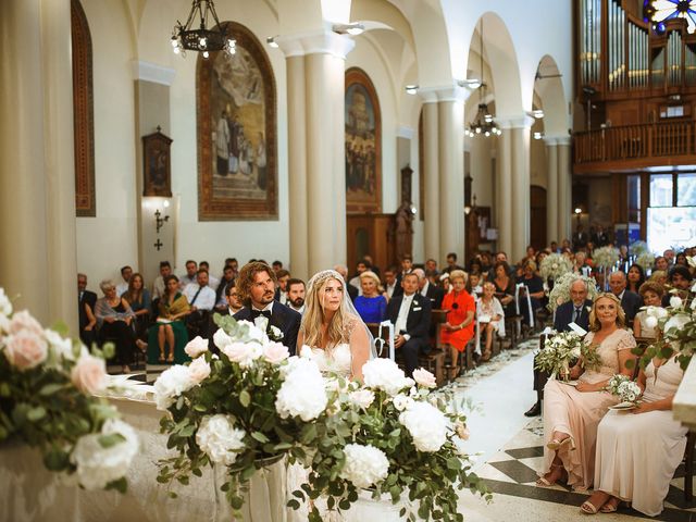 Il matrimonio di Marco e Ellissa a Tavoleto, Pesaro - Urbino 48