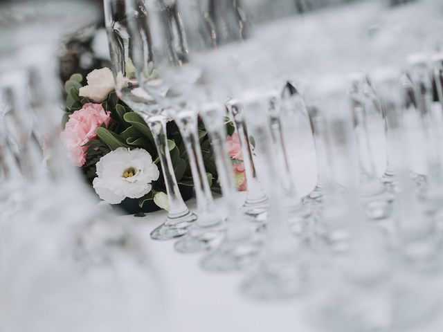 Il matrimonio di Vale e Max a Napoli, Napoli 16