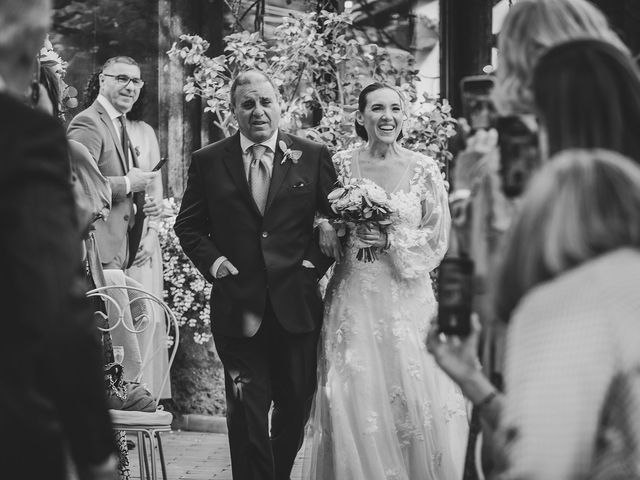 Il matrimonio di Vale e Max a Napoli, Napoli 23