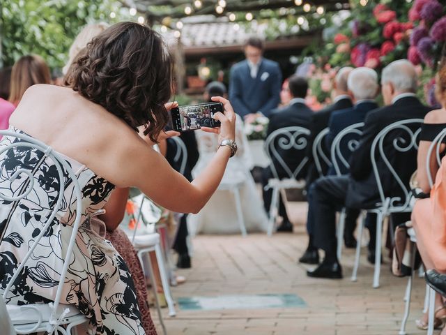 Il matrimonio di Vale e Max a Napoli, Napoli 27