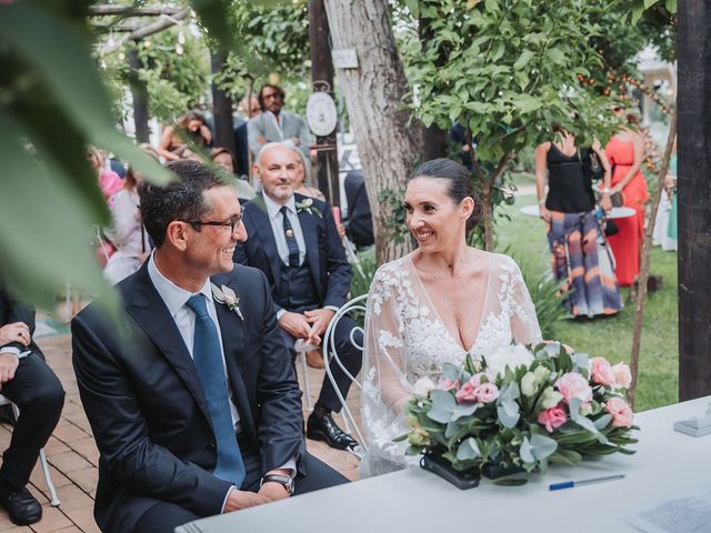 Il matrimonio di Vale e Max a Napoli, Napoli 30