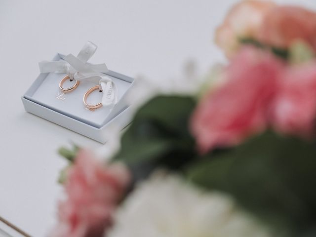 Il matrimonio di Vale e Max a Napoli, Napoli 33