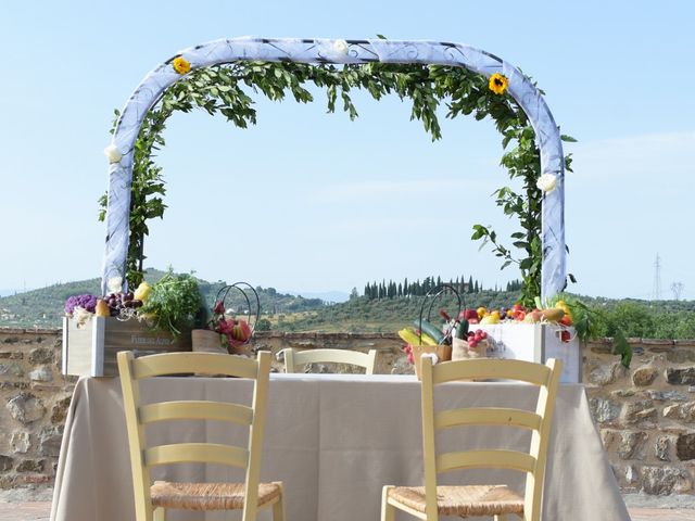 Il matrimonio di Tony e Michela a Carmignano, Prato 31