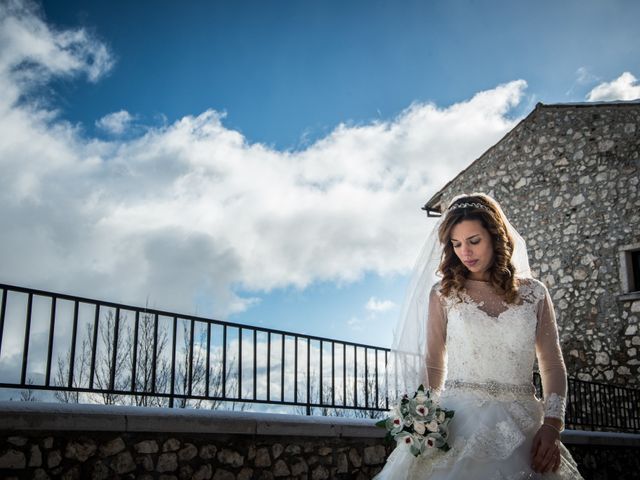 Il matrimonio di Cristian e Ilenia a Manoppello, Pescara 9