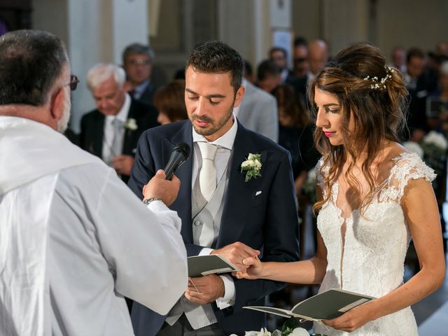 Il matrimonio di Alessandro e Valentina a Albinea, Reggio Emilia 11