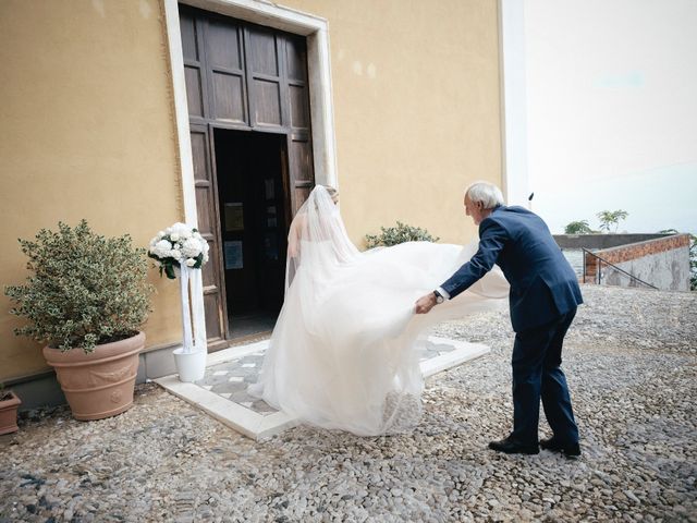 Il matrimonio di Christian e Lisa a Bergeggi, Savona 24