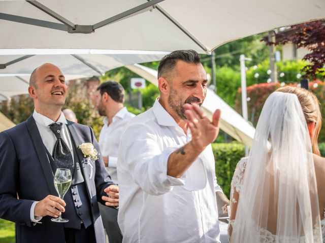 Il matrimonio di Matias e Tania a Mercallo, Varese 15