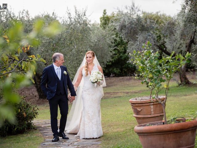 Il matrimonio di Fabrizio e Sabrina a Carmignano, Prato 38