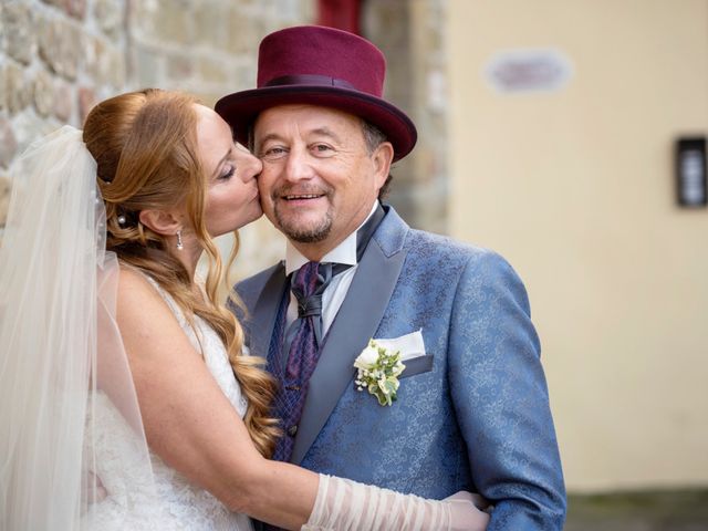 Il matrimonio di Fabrizio e Sabrina a Carmignano, Prato 68