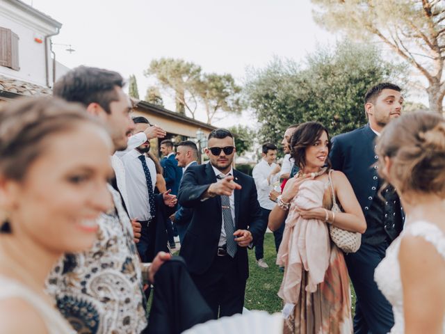 Il matrimonio di Luca e Tania a Castelfidardo, Ancona 20