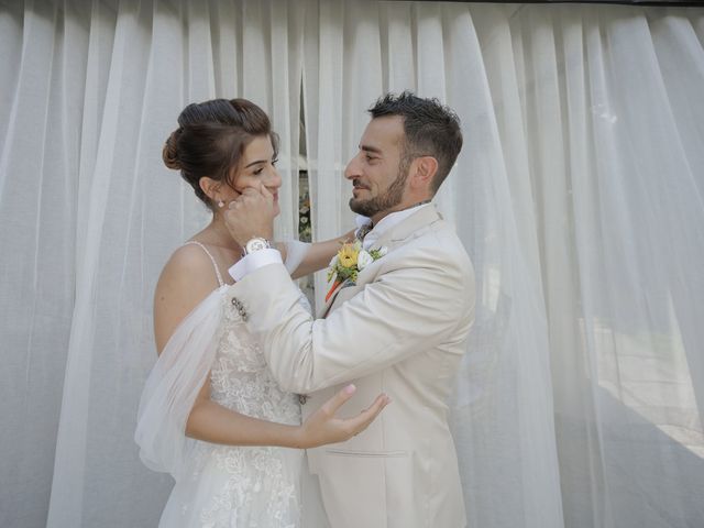 Il matrimonio di Daniela e Omar a Canzo, Como 27
