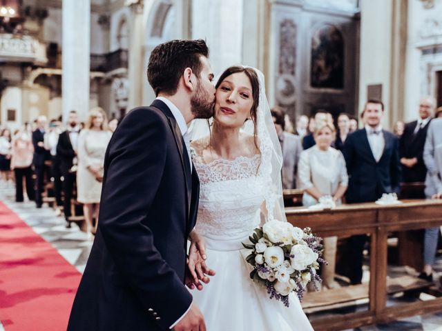 Il matrimonio di Vincenzo e Laura a Sarzana, La Spezia 48