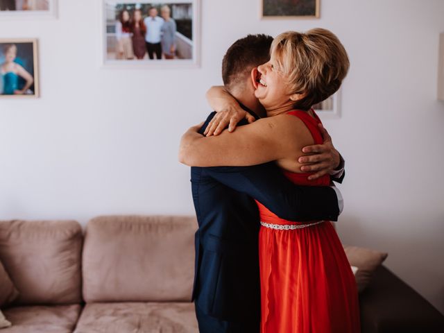 Il matrimonio di Dorin e Valentina a Fermignano, Pesaro - Urbino 3