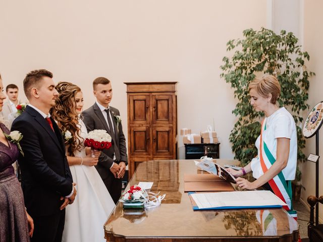 Il matrimonio di Dorin e Valentina a Fermignano, Pesaro - Urbino 20