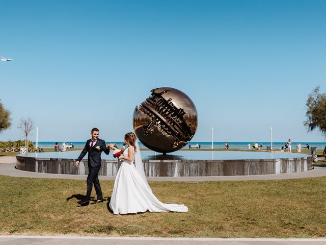 Il matrimonio di Dorin e Valentina a Fermignano, Pesaro - Urbino 26