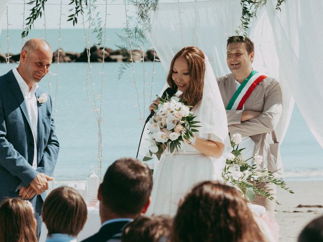 Il matrimonio di Giuseppe e Syna a Comacchio, Ferrara 45