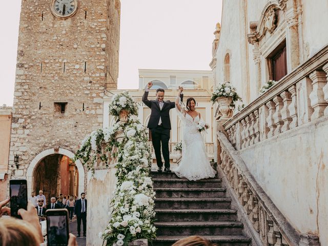 Il matrimonio di Christian e Elisa a Taormina, Messina 13