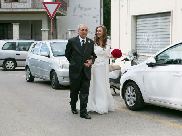 Il matrimonio di Marco e Mariaelena a Città Sant&apos;Angelo, Pescara 38
