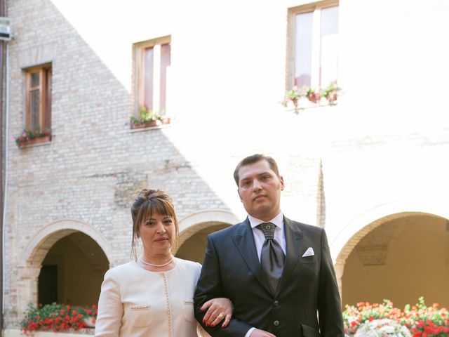 Il matrimonio di Marco e Mariaelena a Città Sant&apos;Angelo, Pescara 41