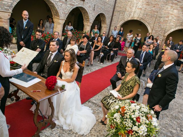 Il matrimonio di Marco e Mariaelena a Città Sant&apos;Angelo, Pescara 62
