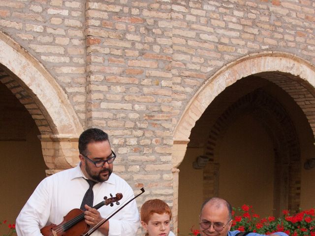 Il matrimonio di Marco e Mariaelena a Città Sant&apos;Angelo, Pescara 71