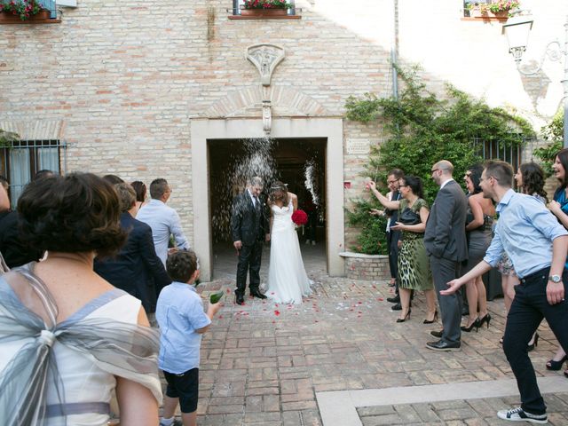 Il matrimonio di Marco e Mariaelena a Città Sant&apos;Angelo, Pescara 76