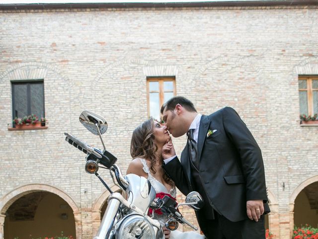 Il matrimonio di Marco e Mariaelena a Città Sant&apos;Angelo, Pescara 81