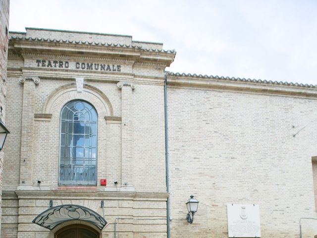 Il matrimonio di Marco e Mariaelena a Città Sant&apos;Angelo, Pescara 87