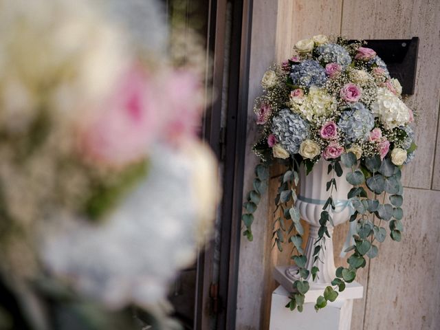 Il matrimonio di Alessandra e Leo a Torre del Greco, Napoli 10