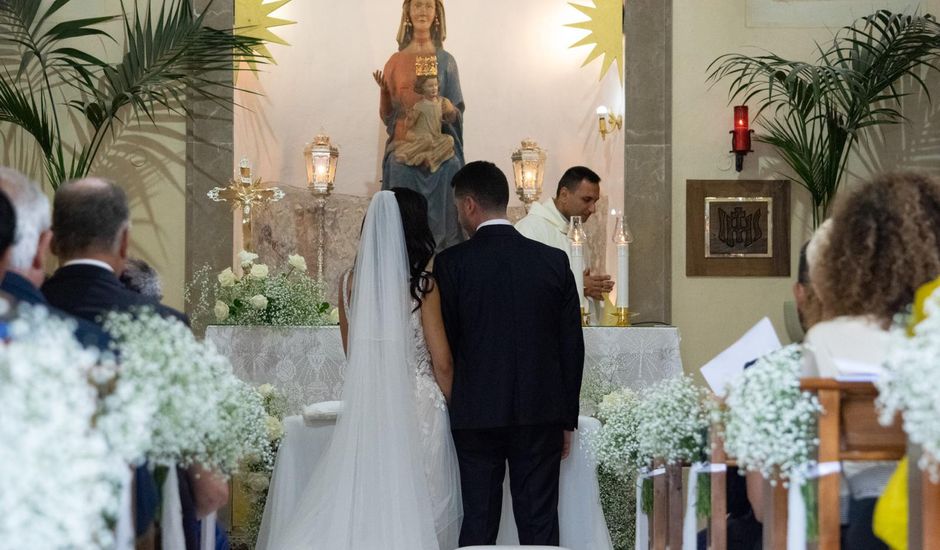 Il matrimonio di Fabrizio e Federica a Sabaudia, Latina