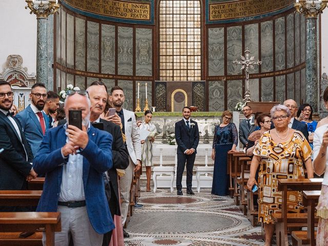 Il matrimonio di Simone e Claudia a Salerno, Salerno 17