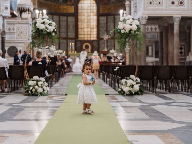 Il matrimonio di Simone e Claudia a Salerno, Salerno 19