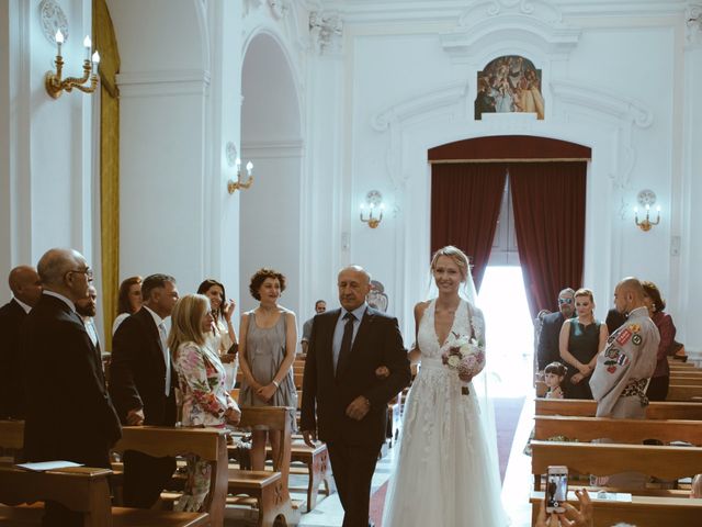 Il matrimonio di Antonio e Ilona a Sorrento, Napoli 53
