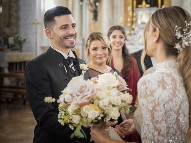 Il matrimonio di Virginia e Riccardo a Muro Leccese, Lecce 11