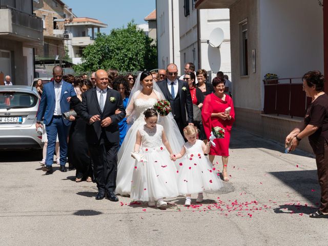 Il matrimonio di Danilo e Michela a Vasto, Chieti 9