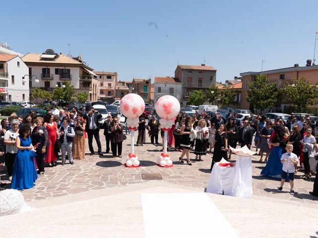 Il matrimonio di Danilo e Michela a Vasto, Chieti 14