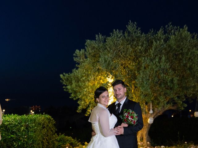 Il matrimonio di Danilo e Michela a Vasto, Chieti 23