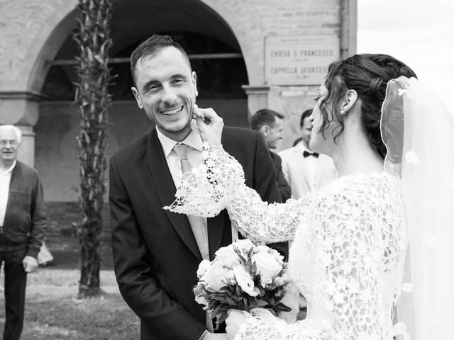 Il matrimonio di Lorenzo e Enrica a Cotignola, Ravenna 9